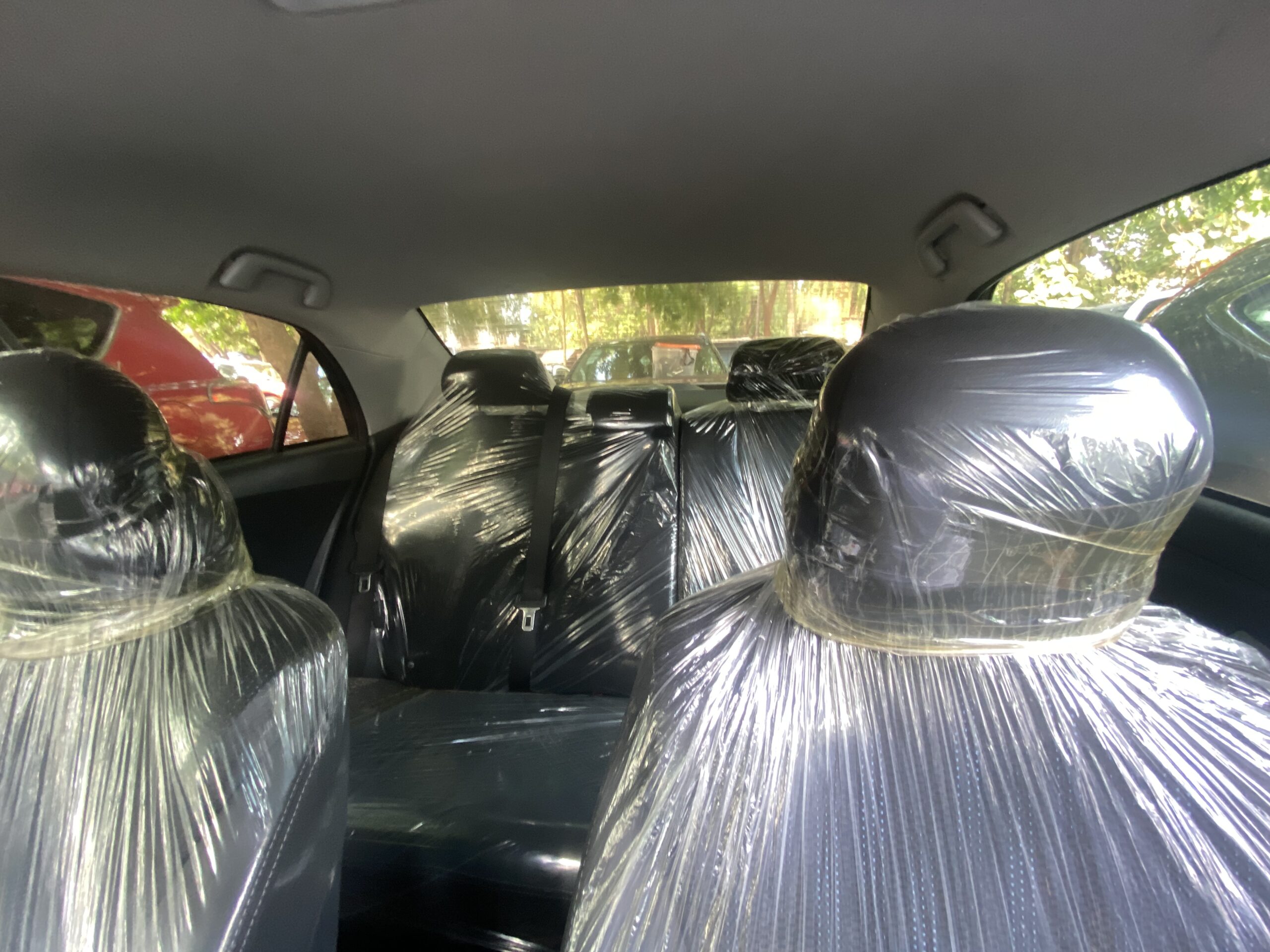 
								Toyota Corolla full									