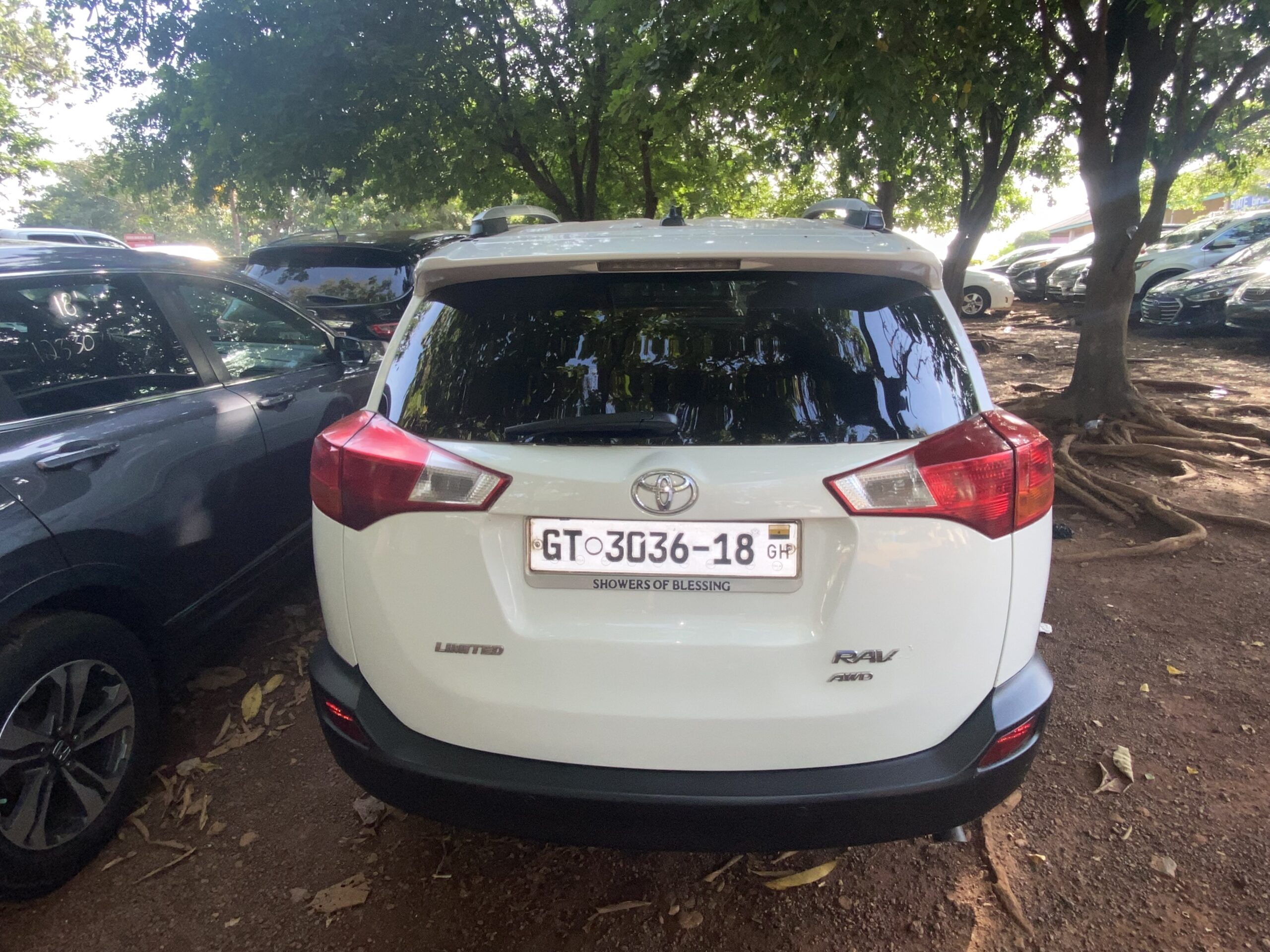 
								2015 Toyota RAV4 Limited (Compact SUV) full									