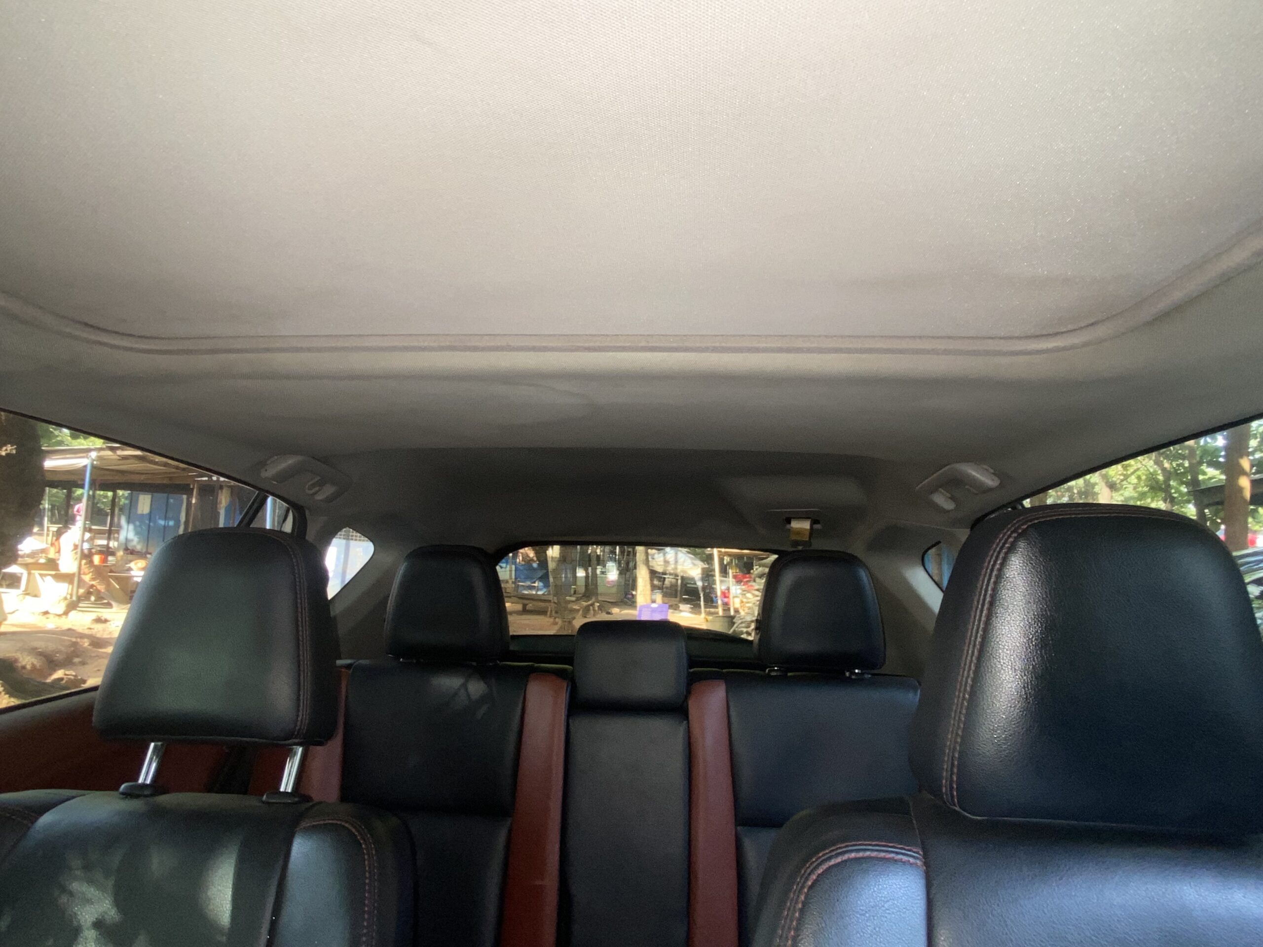 
								2015 Toyota RAV4 Limited (Compact SUV) full									