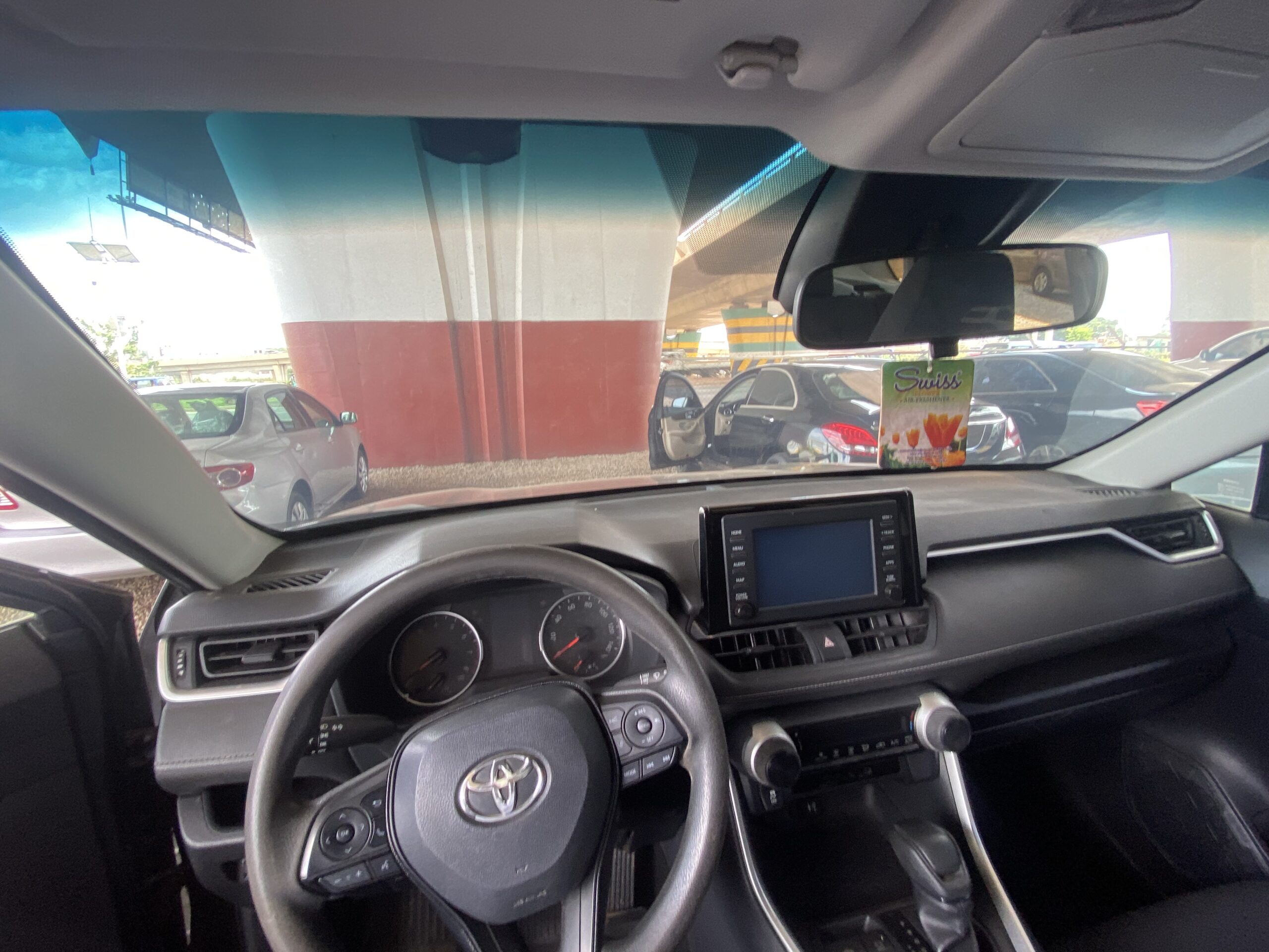 
								2024 Toyota RAV4 full									