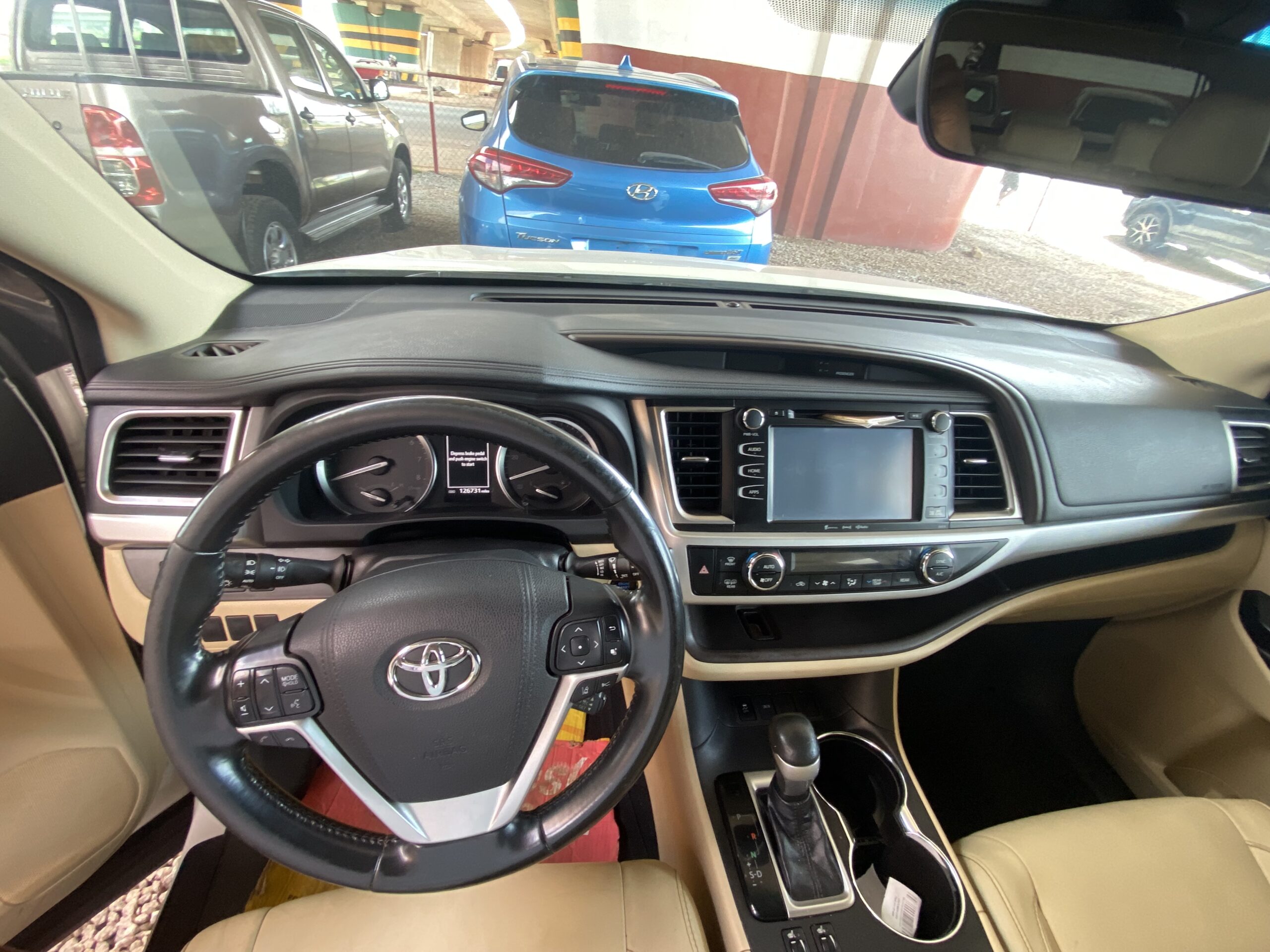 
								2017 Toyota Highlander full									