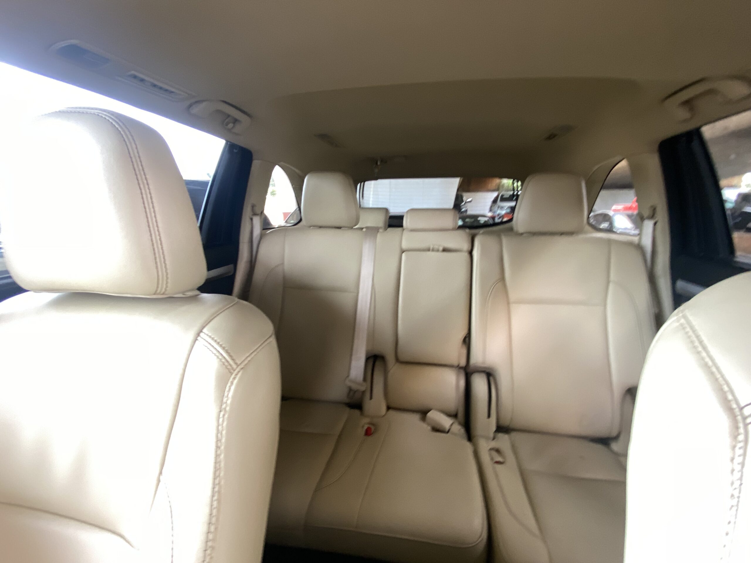 
								2017 Toyota Highlander full									