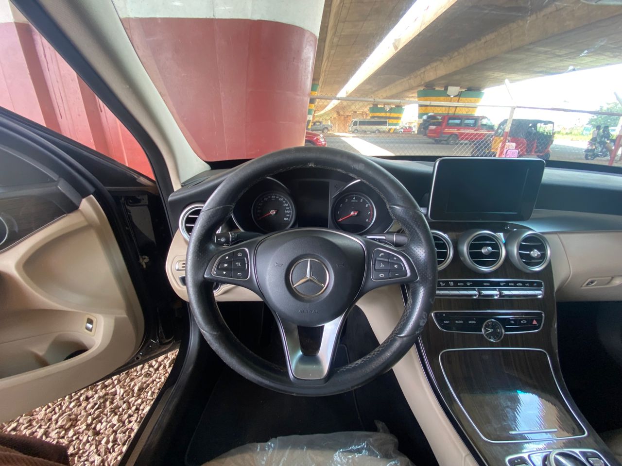 
								2015 Mercedes-Benz C300 4MATIC Sedan full									