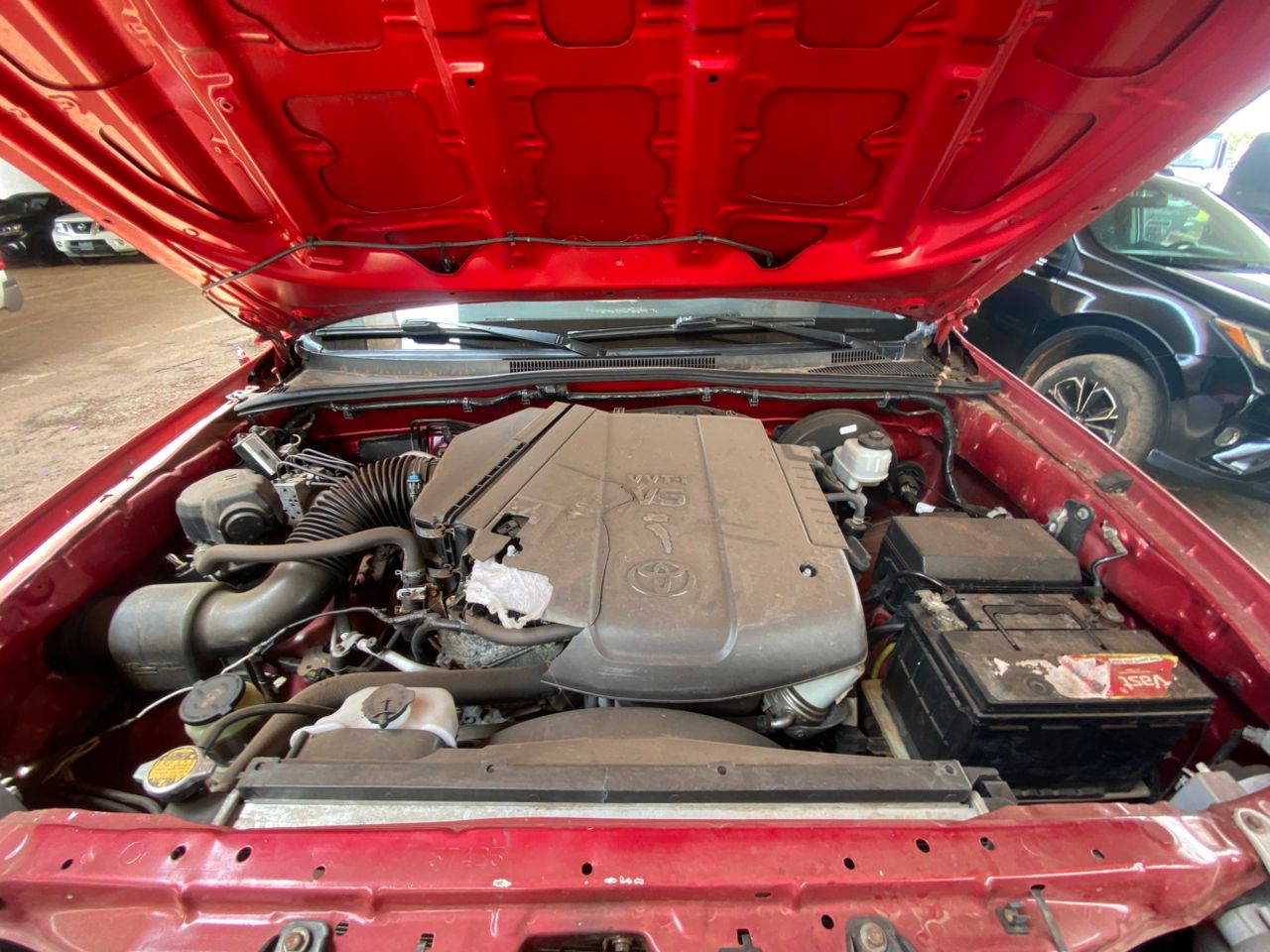 
								2015 Toyota Tacoma full									