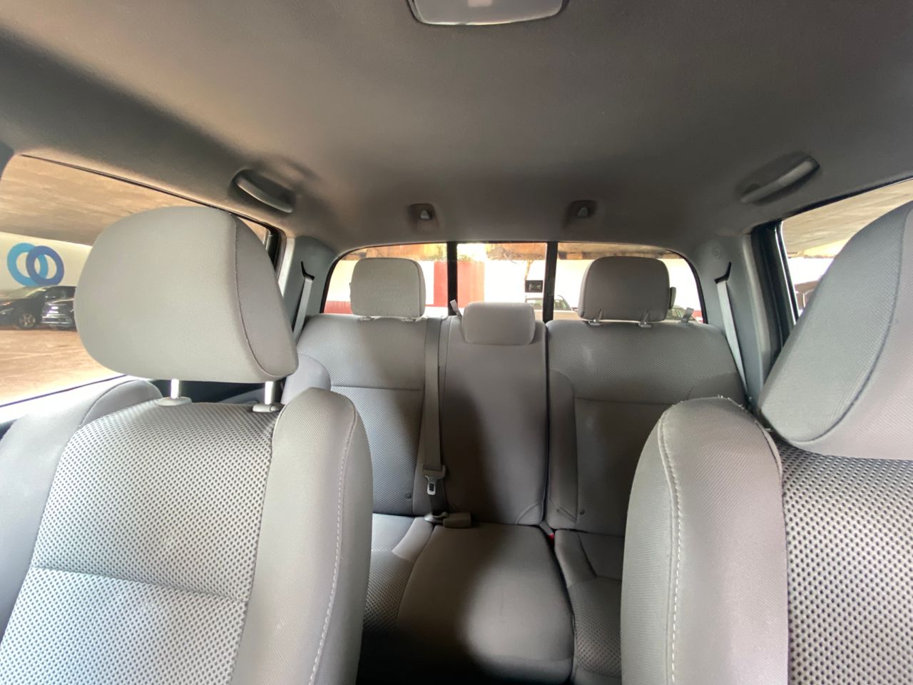 
								2015 Toyota Tacoma full									