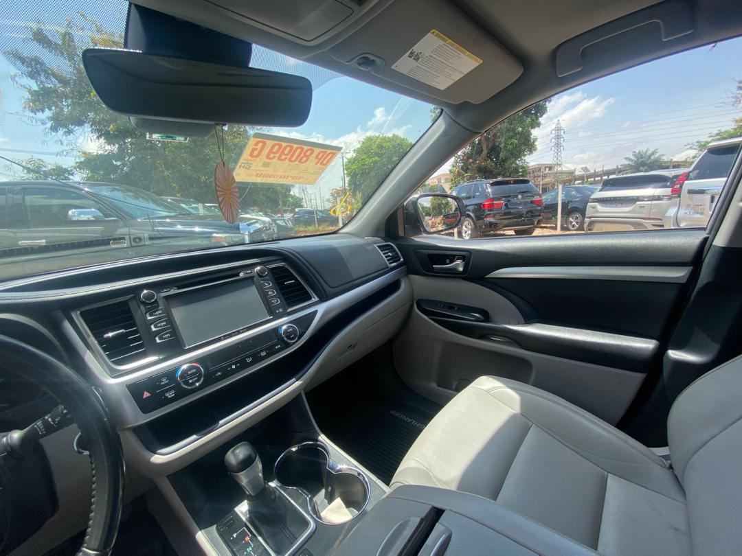 
								2017–2019 Toyota Highlander (3rd Generation Facelift) full									
