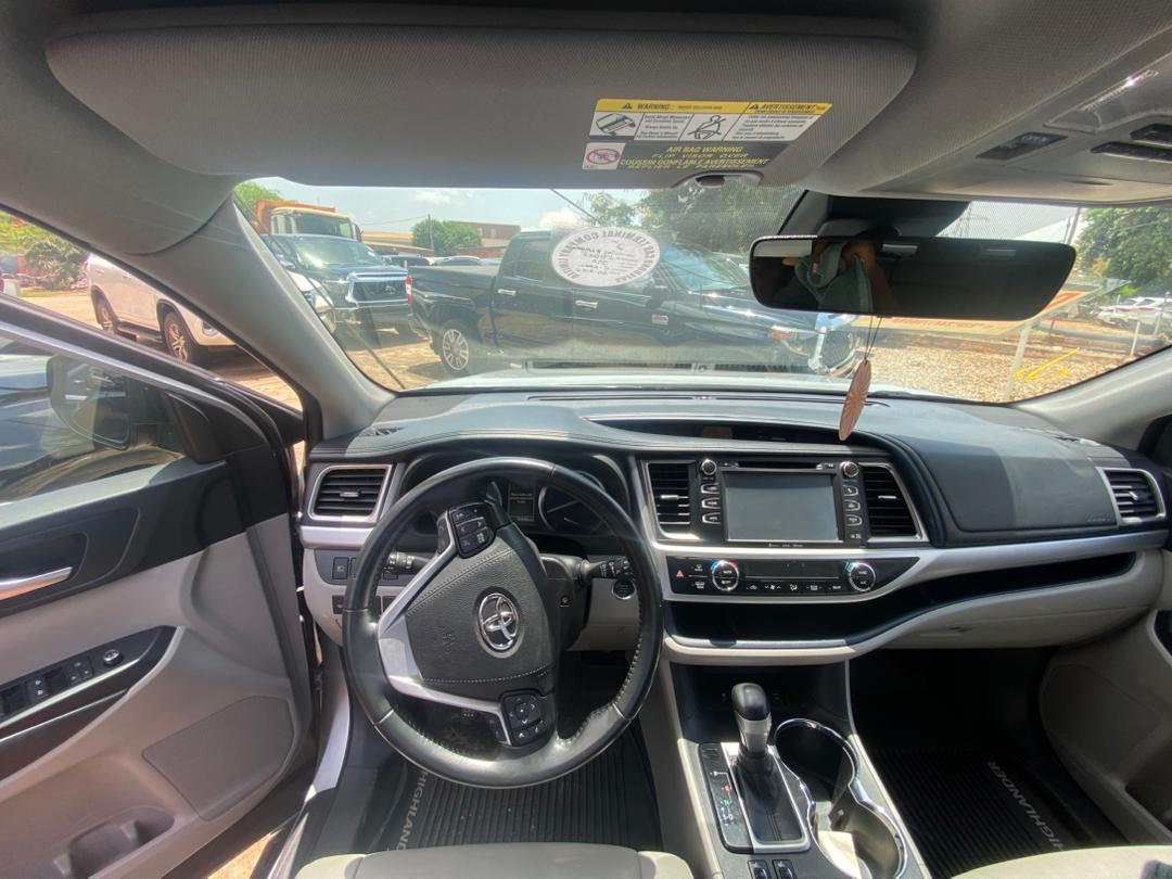 
								2017–2019 Toyota Highlander (3rd Generation Facelift) full									