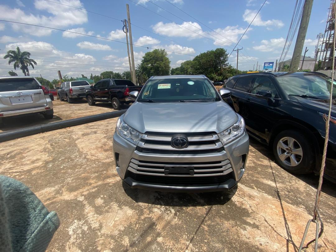 
								2017–2019 Toyota Highlander (3rd Generation Facelift) full									