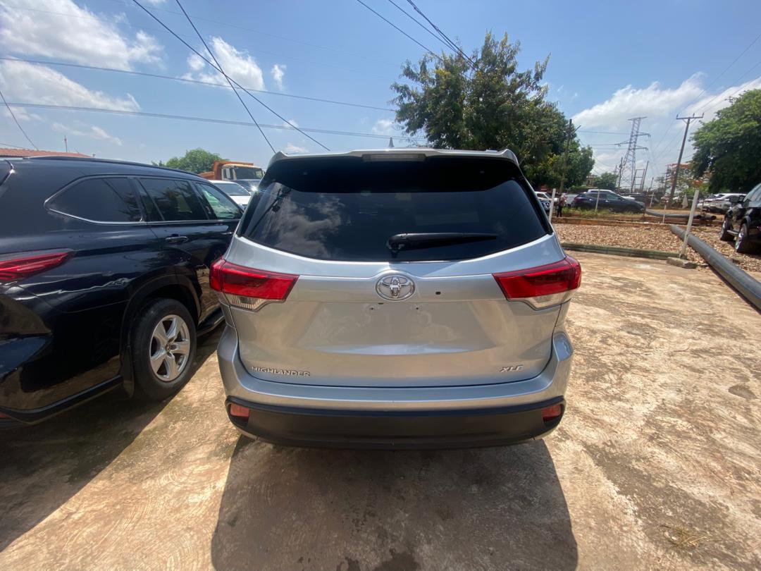 
								2017–2019 Toyota Highlander (3rd Generation Facelift) full									