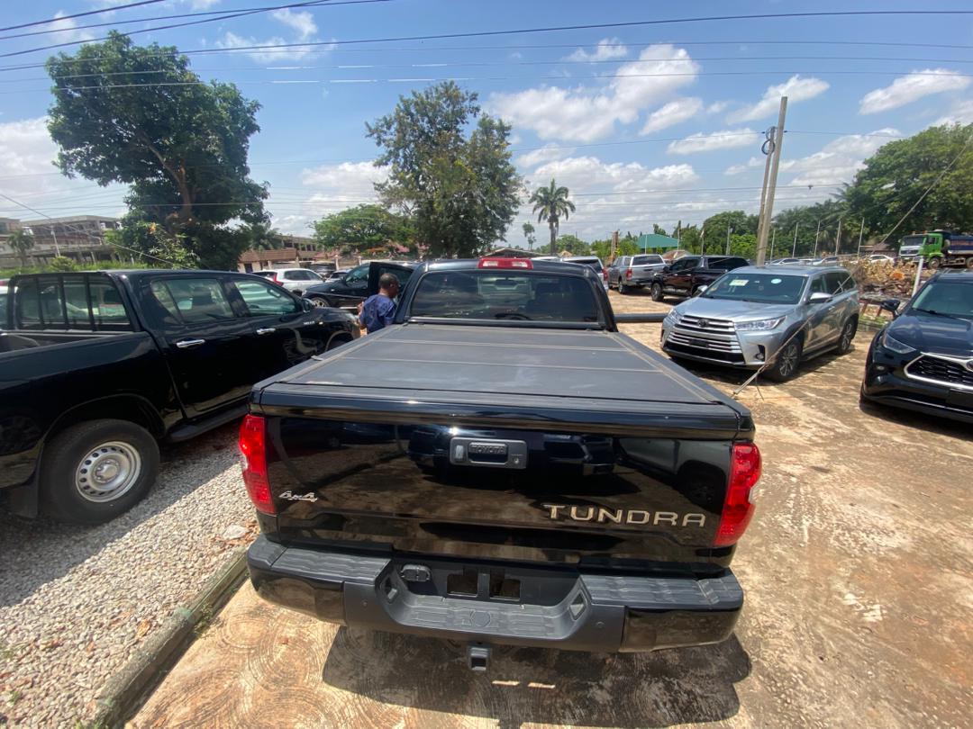 
								Toyota Tundra (XK50 Generation) full									